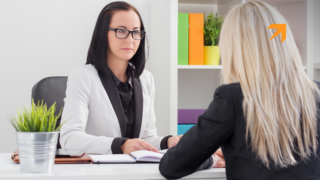 przełożony ocenia okresowo pracownika