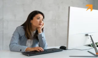 bierność pracownika w pracy