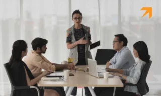 Pracownicy ustalający zakres obowiązków